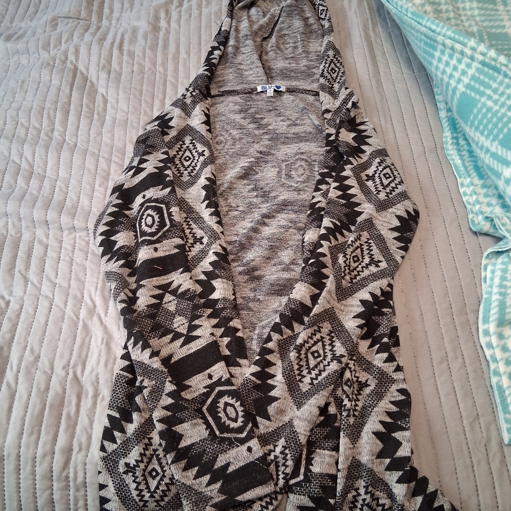 Women's Blu Heart cardigan